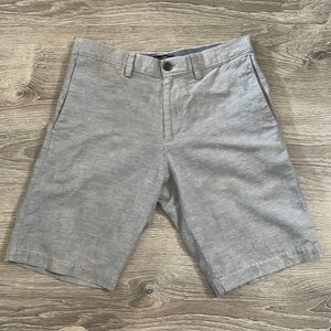 Banana Republic Men's Size 30 Warm Granite Linen City Short Straight Fit Shorts
